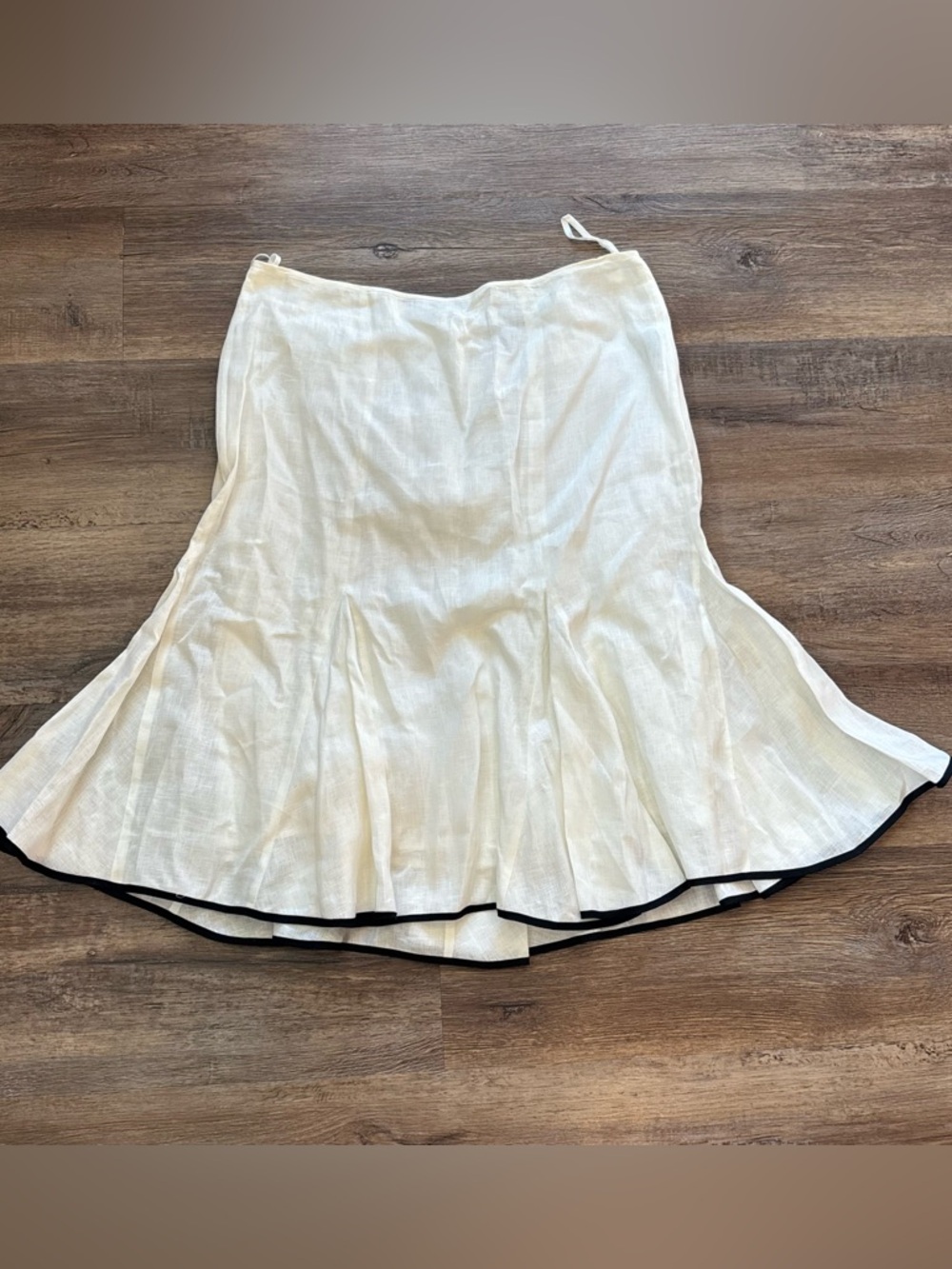 Ralph Lauren Linen Pleated Skirt size 8 Black Trim Preppy Classic